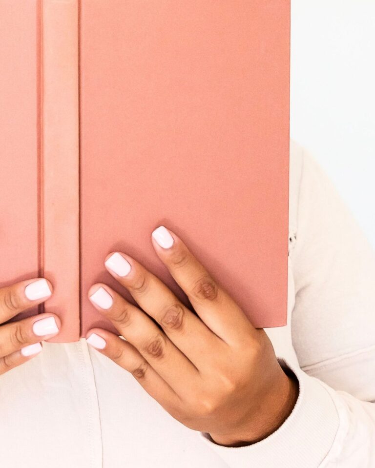 How Fairness, Humility, and Serving Others Can Transform Your 9-5 Relationships  